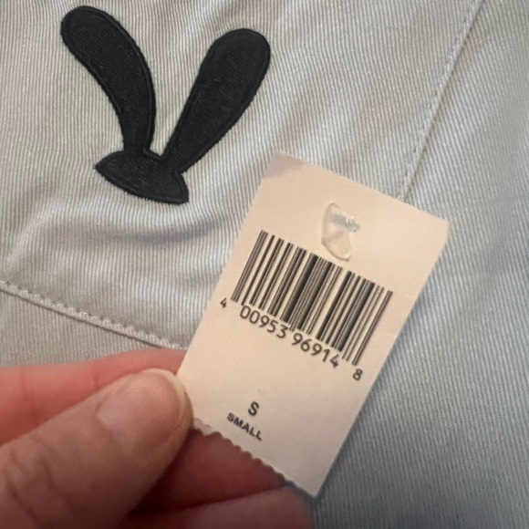Disney, Oswald the Lucky Rabbit shirt, brand new with tags from Disneyland - Picture 3 of 6